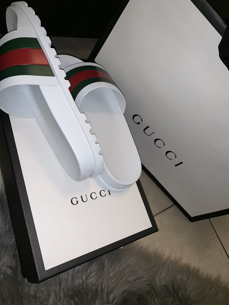 SANDALES GUCCI HOMME