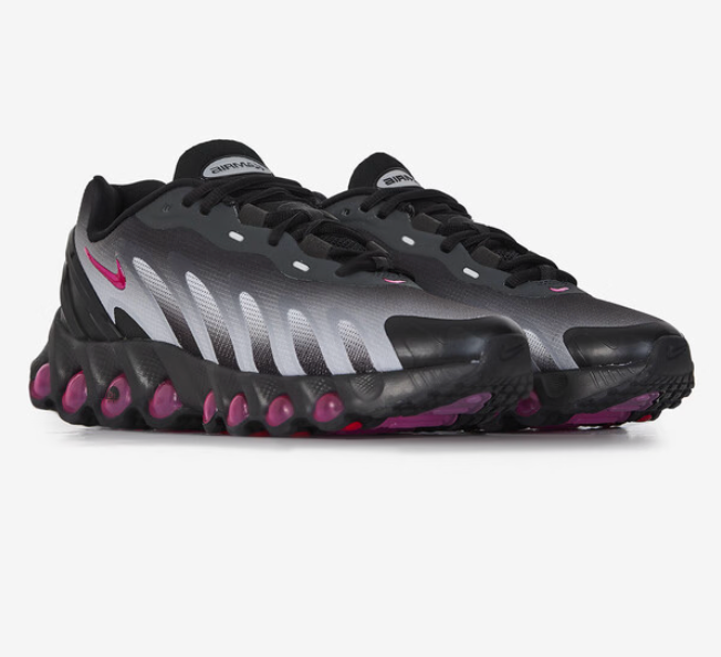 NIKE DN8