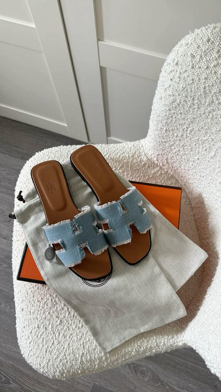 SANDALES HERMÈS FEMME