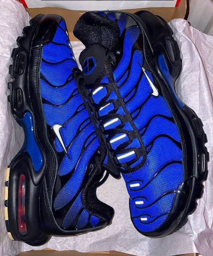 NIKE TN PLUS